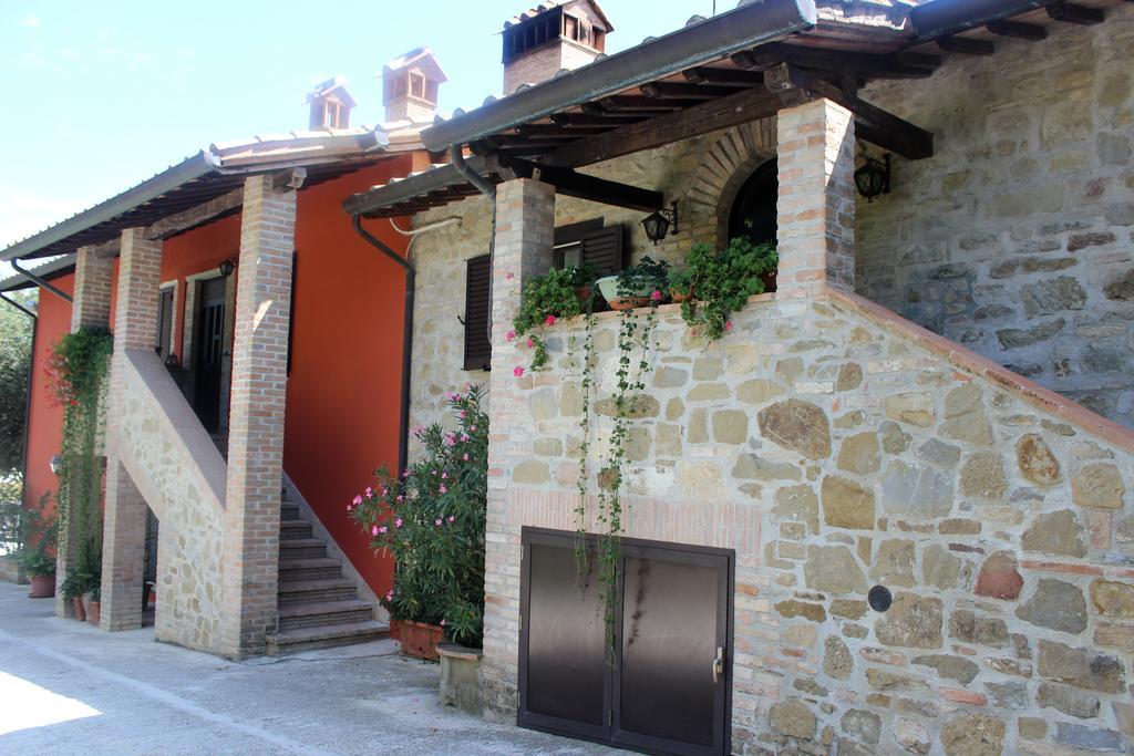 Societa Agricola F.Lli Angelucci Villa Cannara Exterior foto