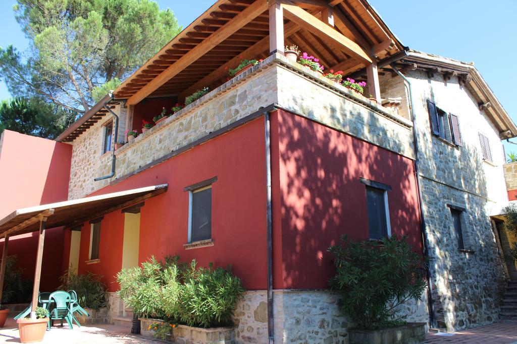 Societa Agricola F.Lli Angelucci Villa Cannara Exterior foto